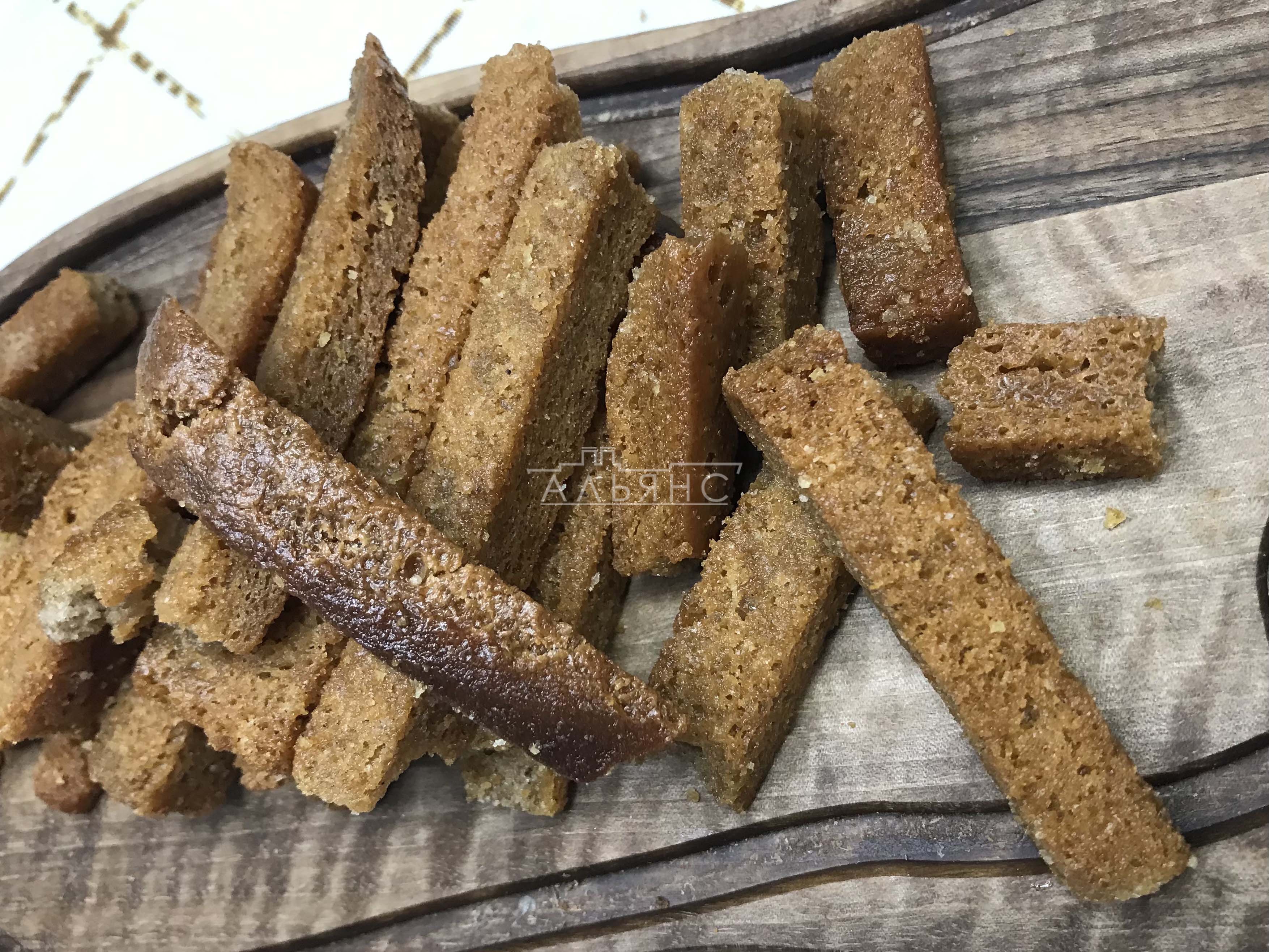 Деревенские гренки с чесноком в Абакане