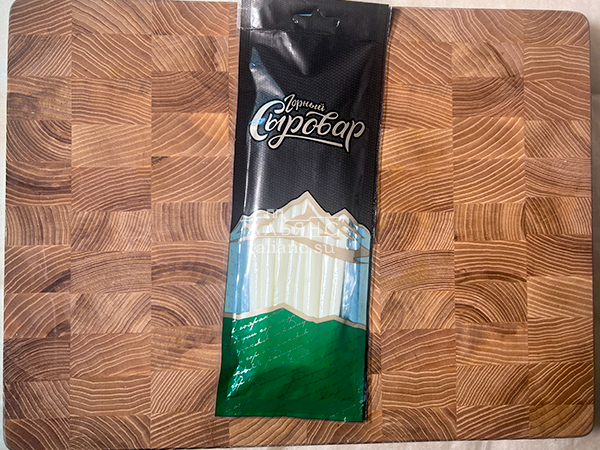 Сыр 60 гр ГОРНЫЙ СЫРОВАР (Балыковый) в Абакане