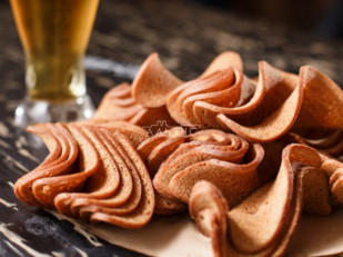 Снапсы с солью: Ресторанные гренки со вкусом стейка